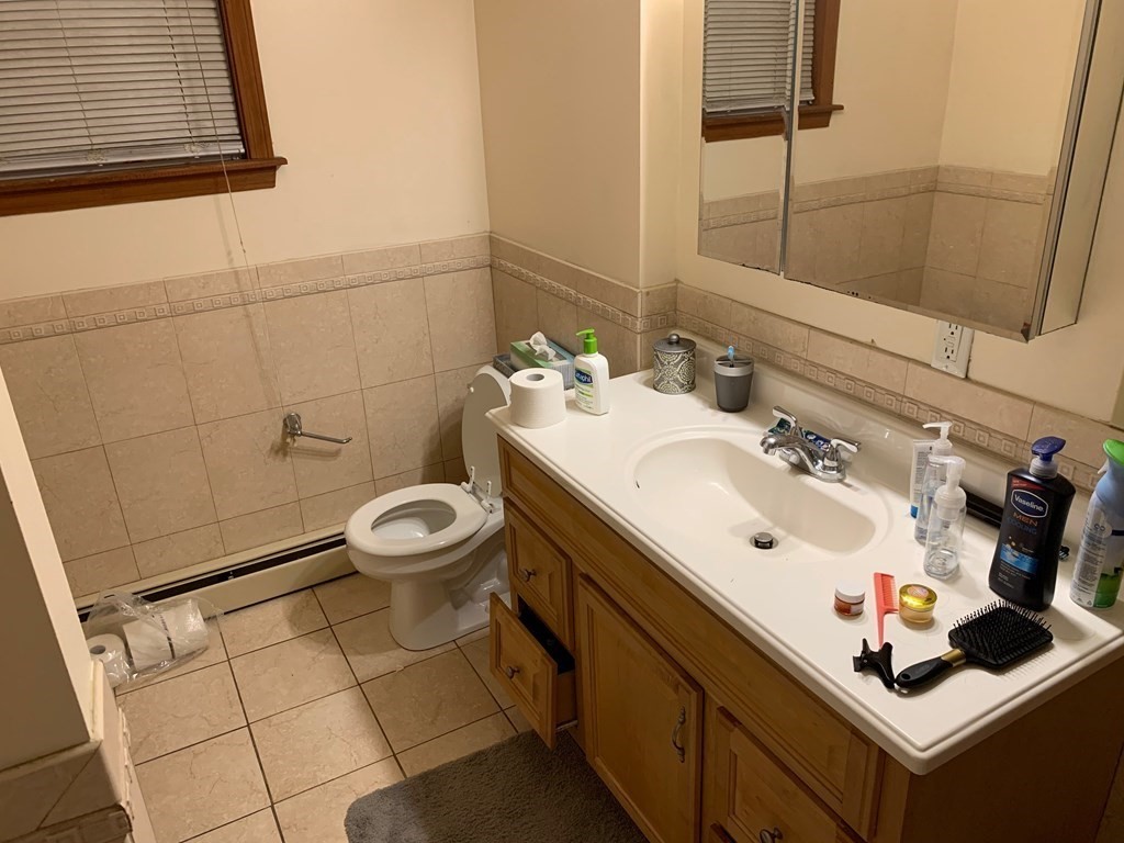 210 Grove Street Fall River, MA 02720 - Photo 31 of 39 Gallery Image 31