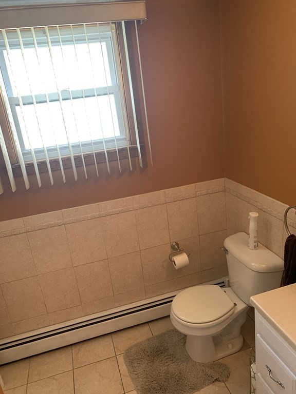210 Grove Street Fall River, MA 02720 - Photo 9 of 39 Gallery Image 9