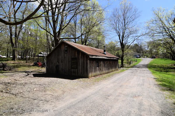 $899,000 | 32 Old Rte 199, Red Hook, NY 12571