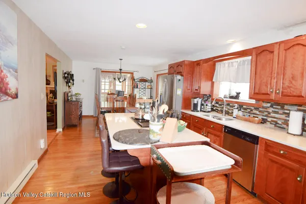 $899,000 | 32 Old Rte 199, Red Hook, NY 12571
