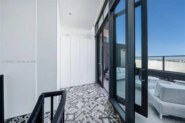 $3,900,000 | 1300 South Miami Avenue, Unit UPH4, Miami, FL 33130