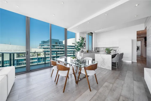 $3,900,000 | 1300 South Miami Avenue, Unit UPH4, Miami, FL 33130