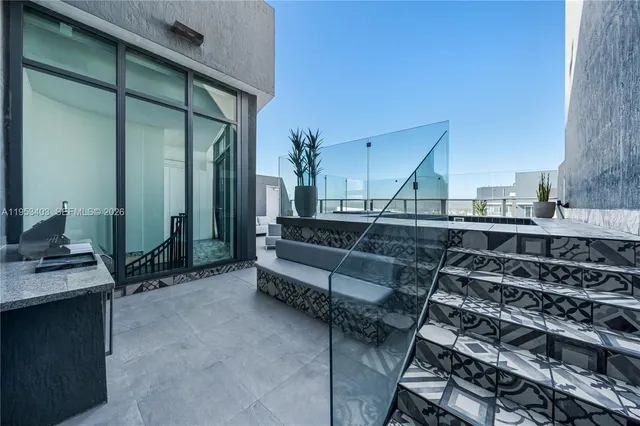 $3,900,000 | 1300 South Miami Avenue, Unit UPH4, Miami, FL 33130