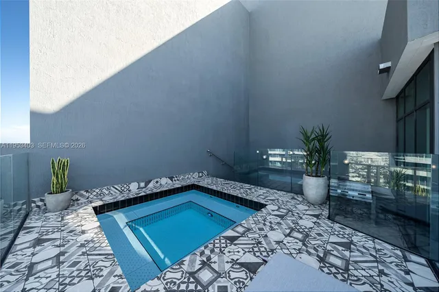 $3,900,000 | 1300 South Miami Avenue, Unit UPH4, Miami, FL 33130