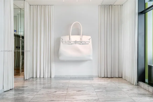 $3,900,000 | 1300 South Miami Avenue, Unit UPH4, Miami, FL 33130