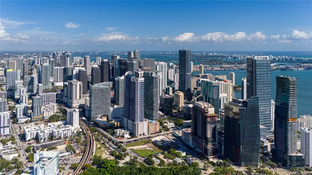 $3,900,000 | 1300 South Miami Avenue, Unit UPH4, Miami, FL 33130