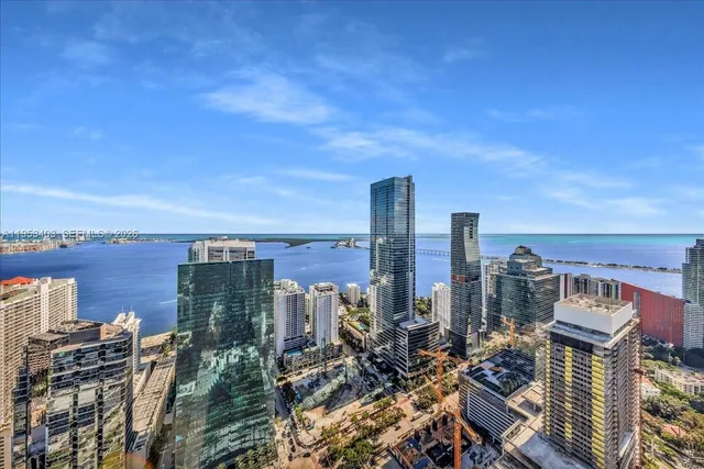 $3,900,000 | 1300 South Miami Avenue, Unit UPH4, Miami, FL 33130