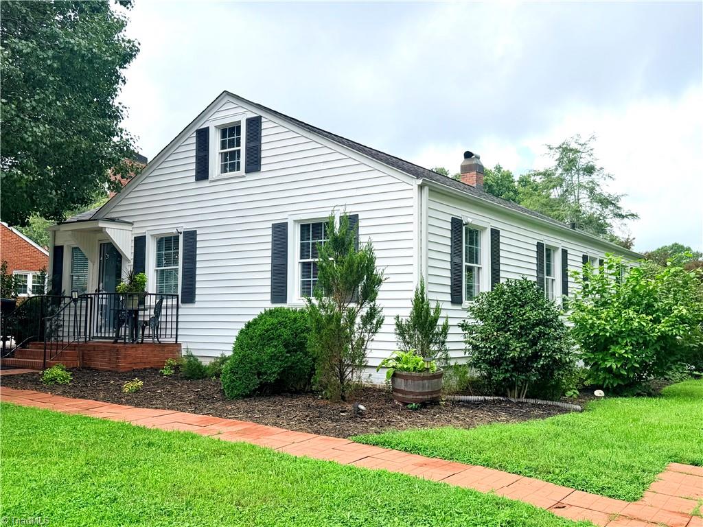 971 Bridge Street Elkin, NC 28621 - Photo 6 of 43 Gallery Image 6