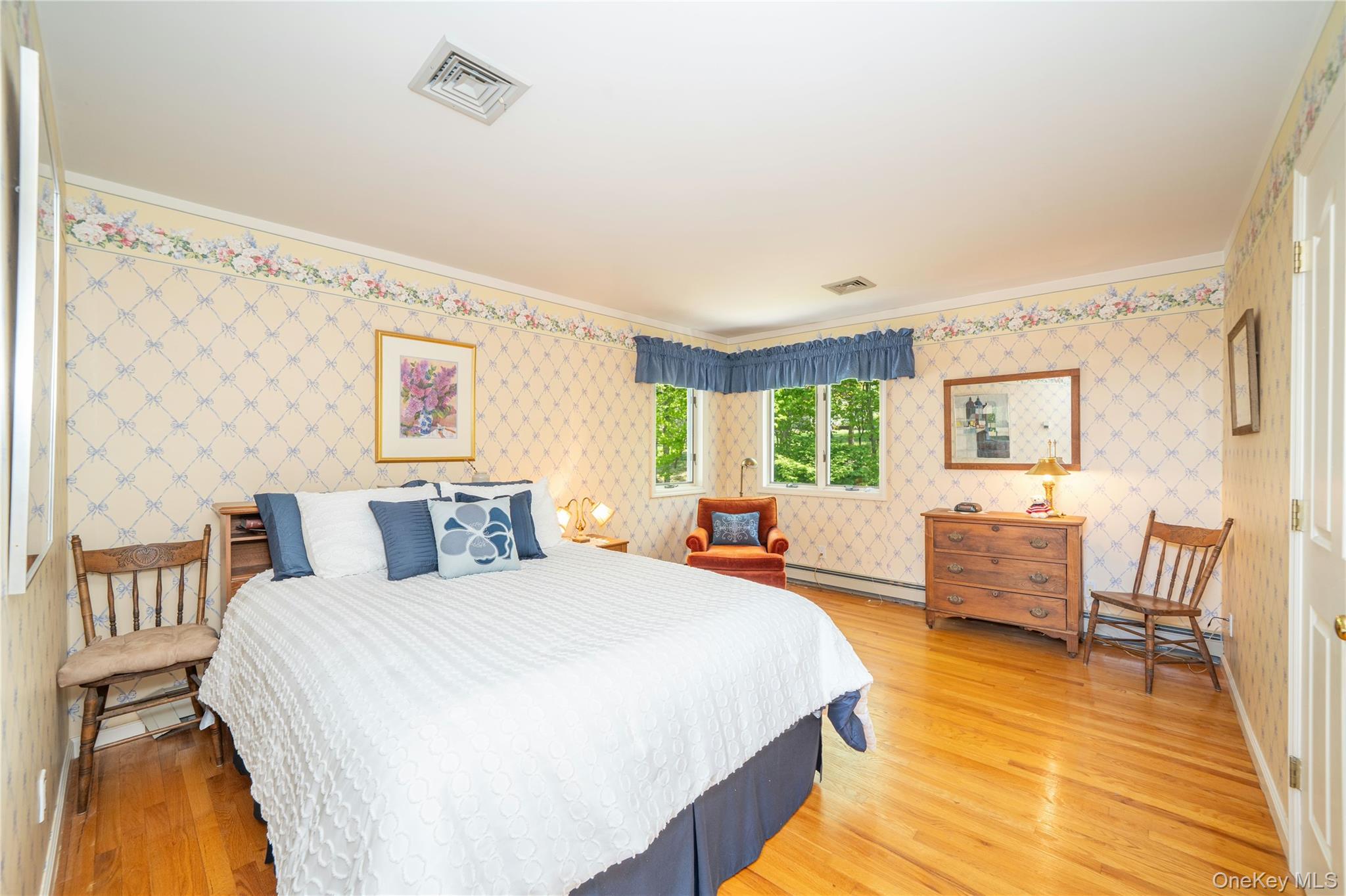 1 Ridge Court Carmel, NY 10512 - Photo 20 of 24 Third bedroom.