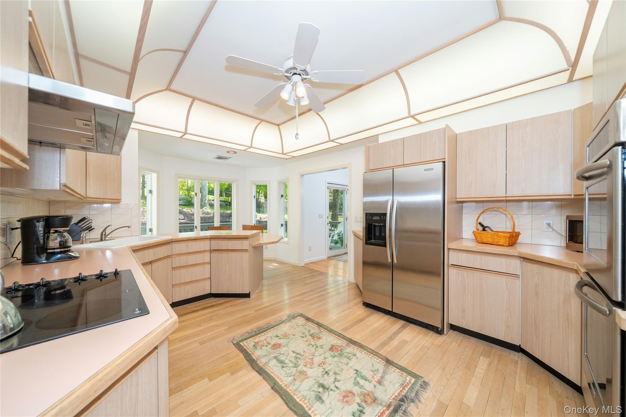 1 Ridge Court Carmel, NY 10512 - Photo 7 of 24 Large eat-in kitchen with bay windows.