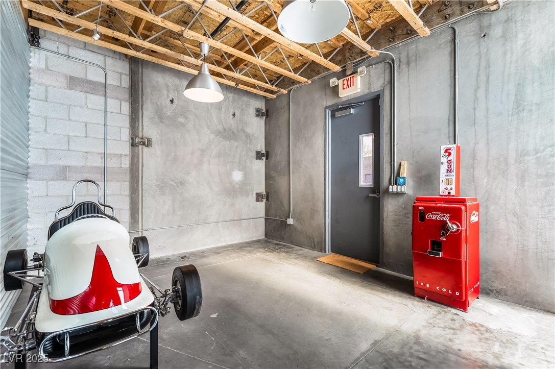 4040 East Post Road, Unit F4 Las Vegas, NV 89120 - Photo 3 of 22