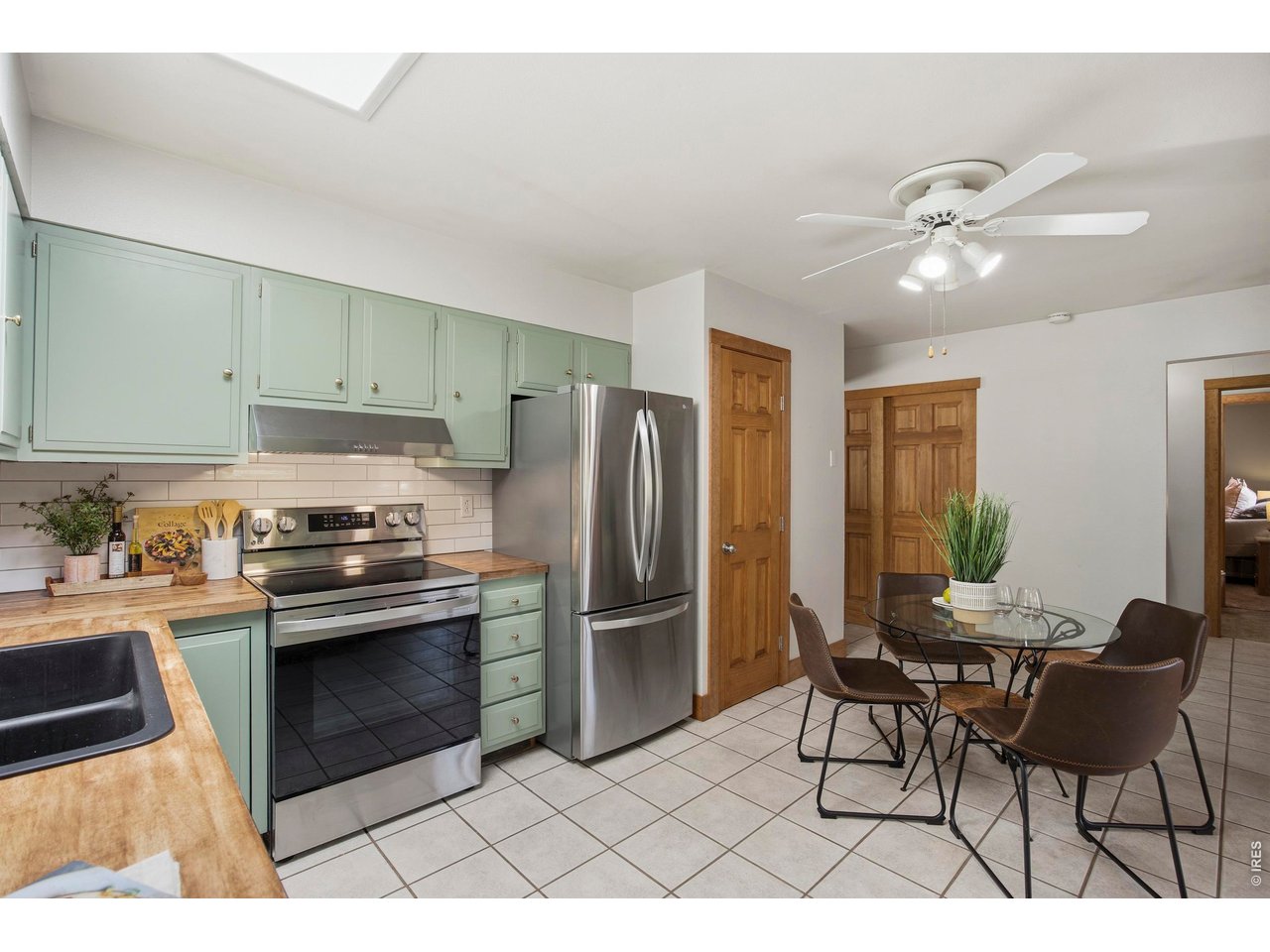 721 North Montview Road Fort Collins, CO 80521 - Photo 10 of 43 Updated Kitchen