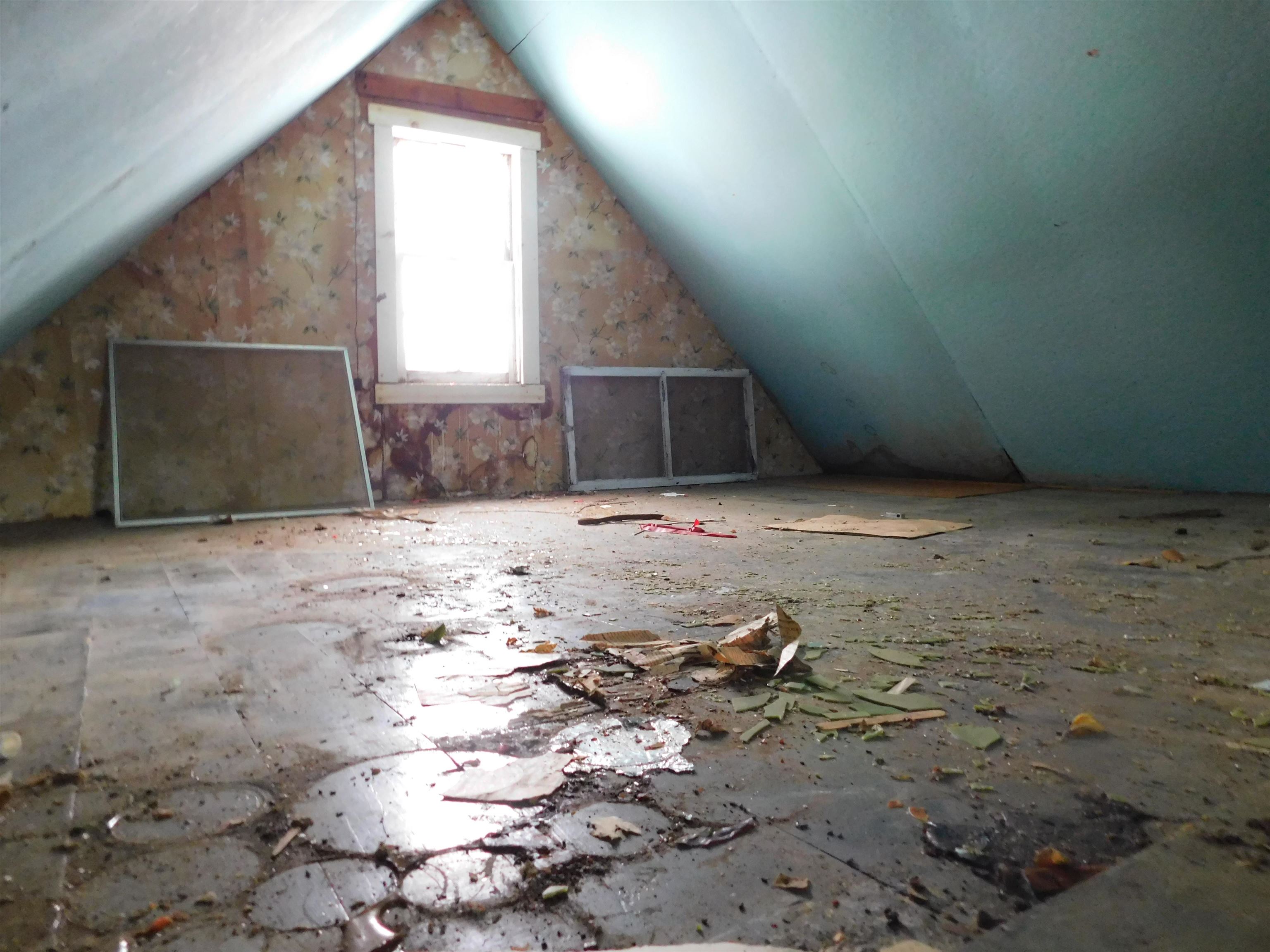 64 County Road Springfield, VT 05150 - Photo 12 of 13