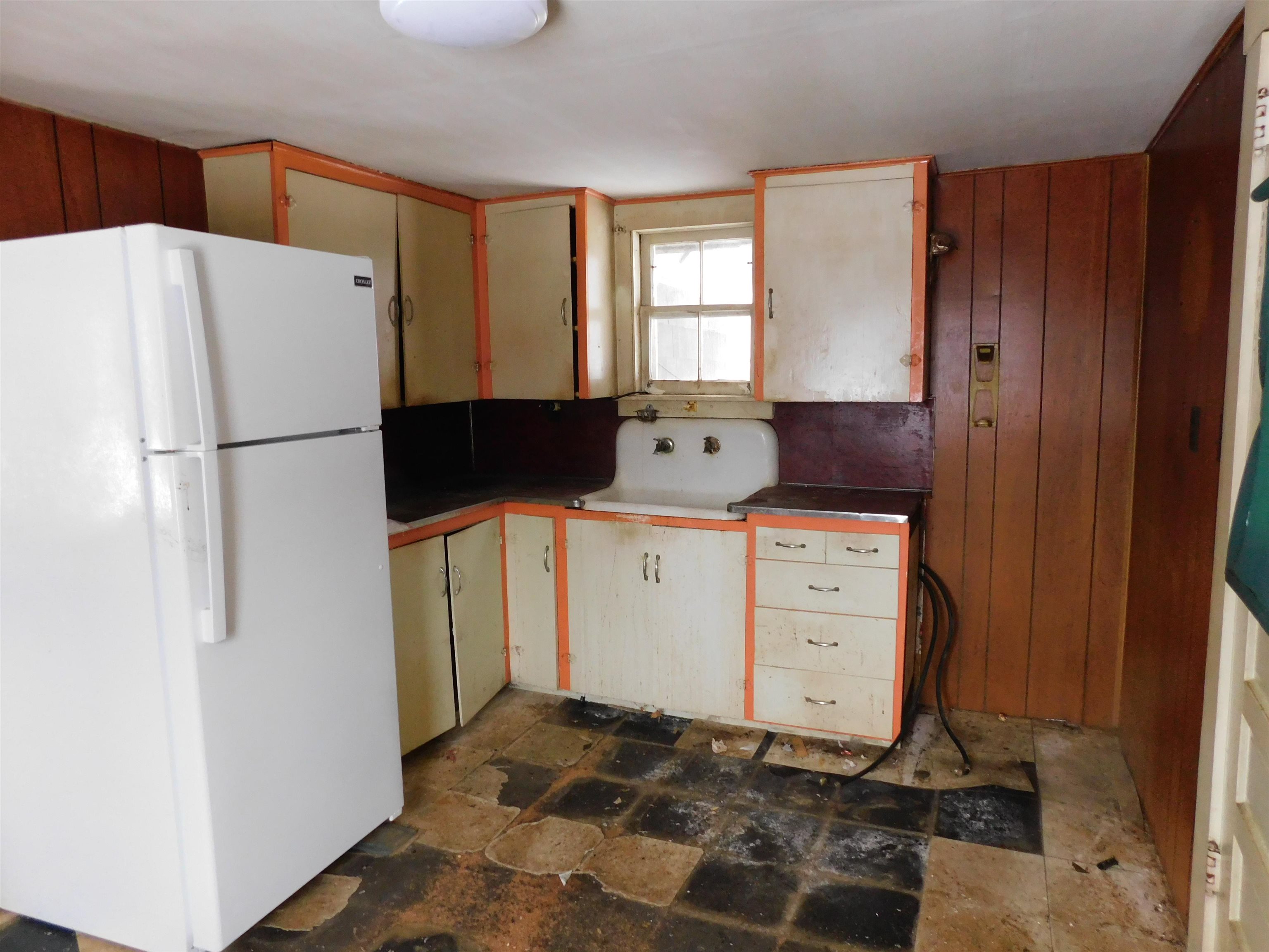 64 County Road Springfield, VT 05150 - Photo 4 of 13