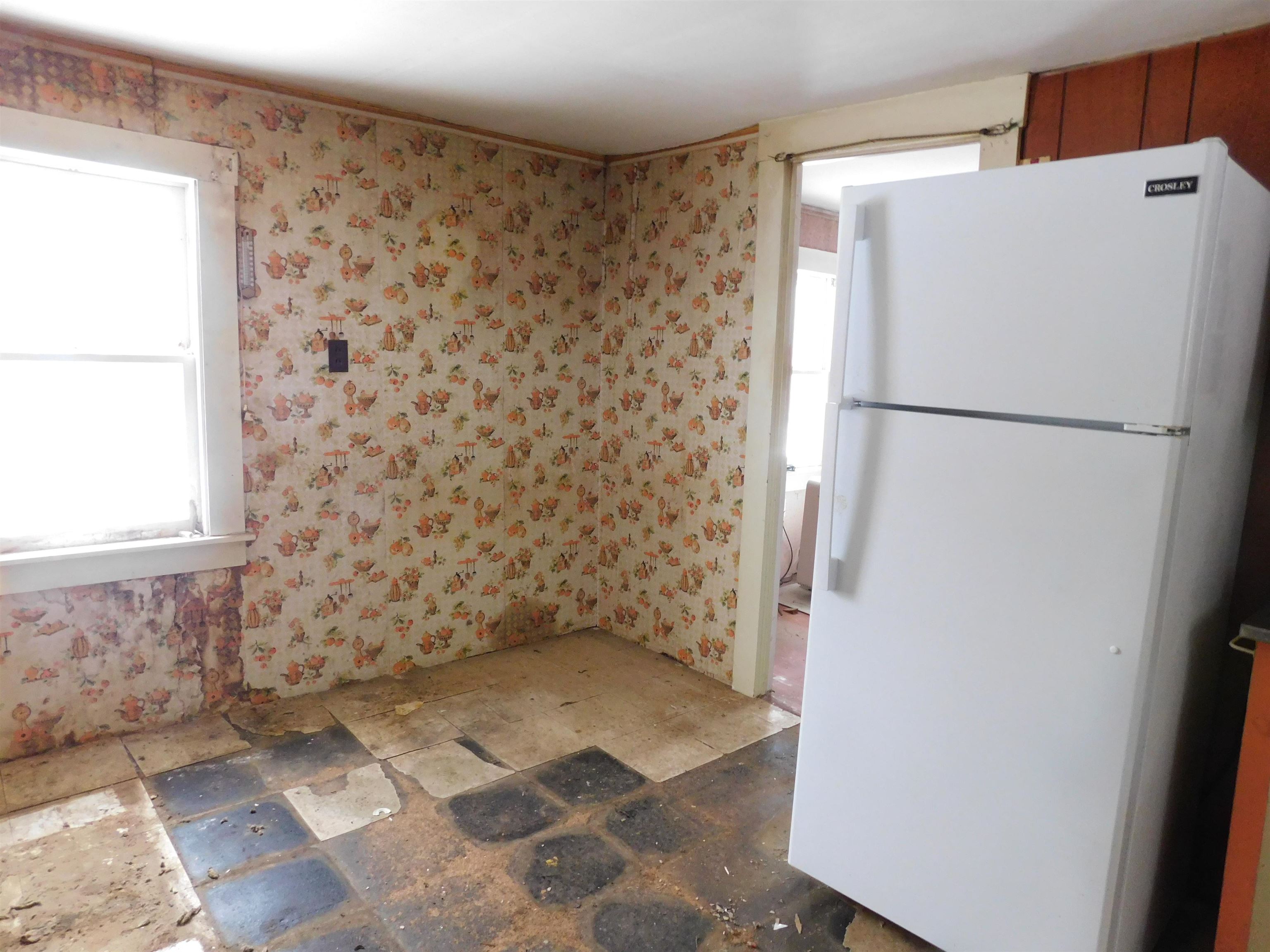 64 County Road Springfield, VT 05150 - Photo 5 of 13