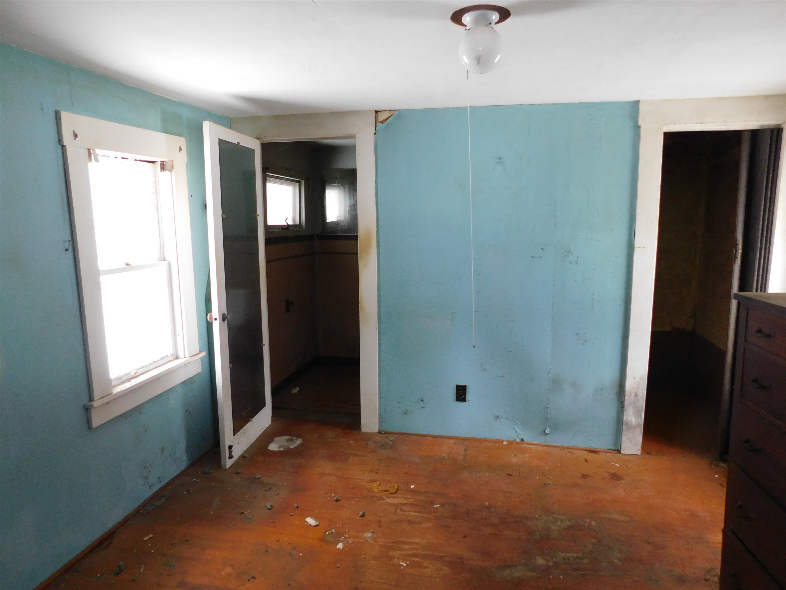 64 County Road Springfield, VT 05150 - Photo 8 of 13