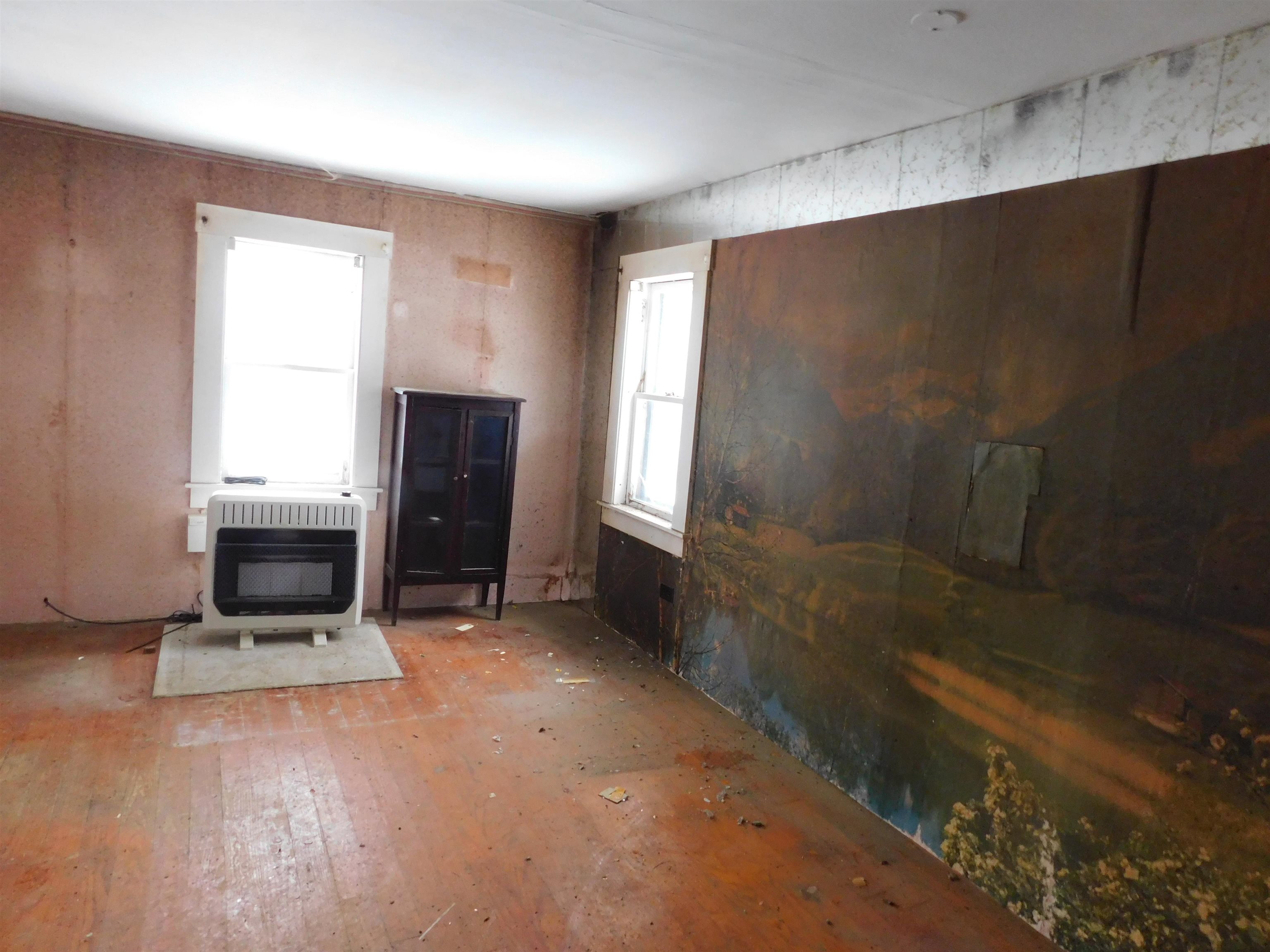 64 County Road Springfield, VT 05150 - Photo 10 of 13