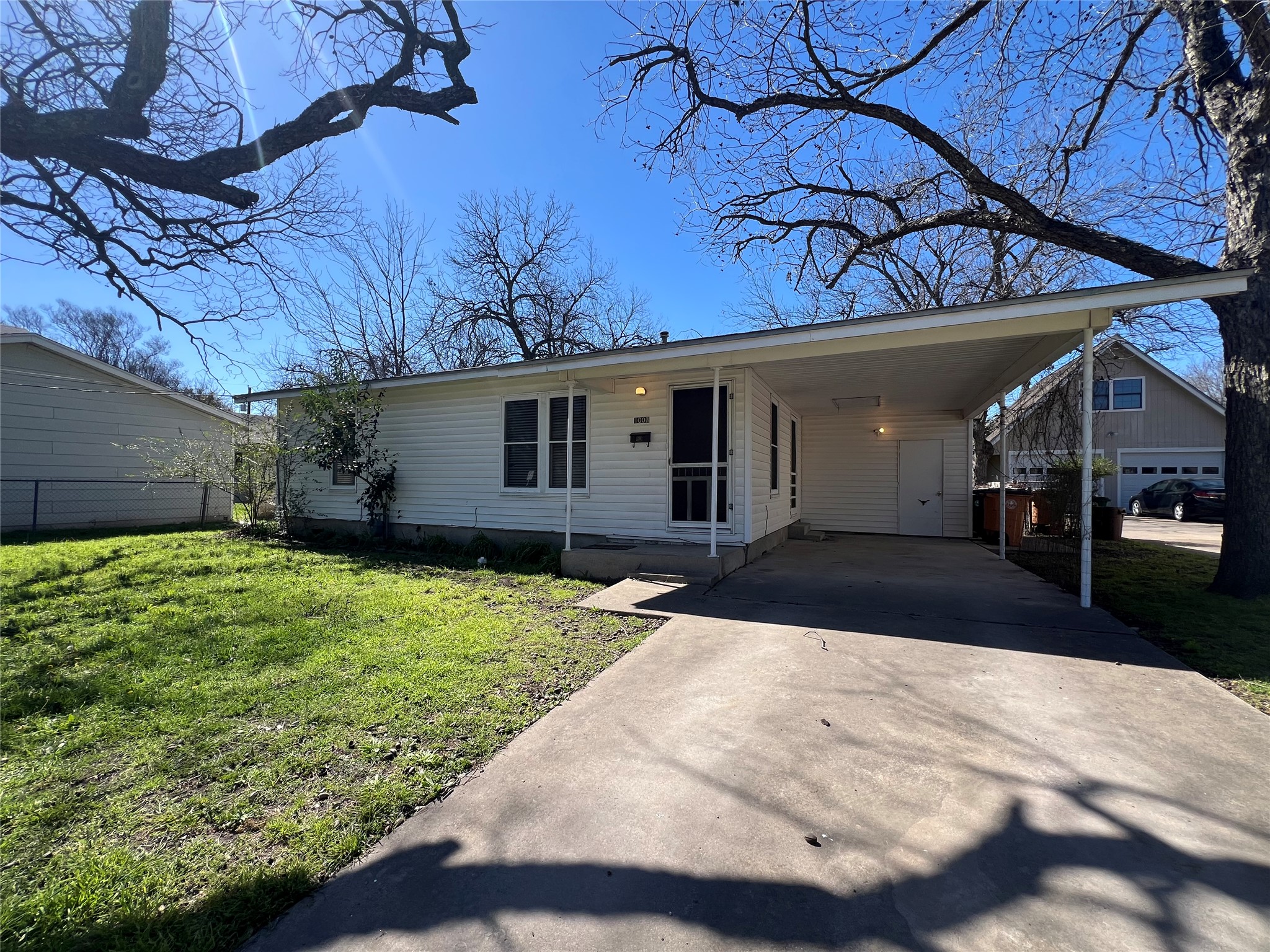 1007 East 38th Street Austin, TX 78705 - Photo 1 of 19