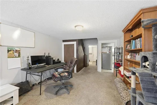 $90,000 | 328 West Walnut Avenue, Osawatomie, KS 66064