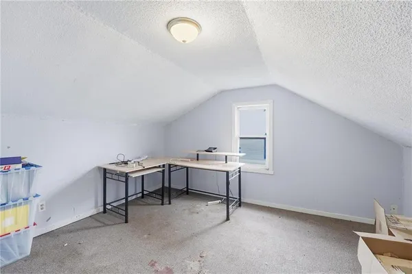 $90,000 | 328 West Walnut Avenue, Osawatomie, KS 66064