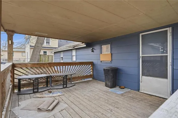 $90,000 | 328 West Walnut Avenue, Osawatomie, KS 66064