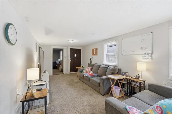 $90,000 | 328 West Walnut Avenue, Osawatomie, KS 66064