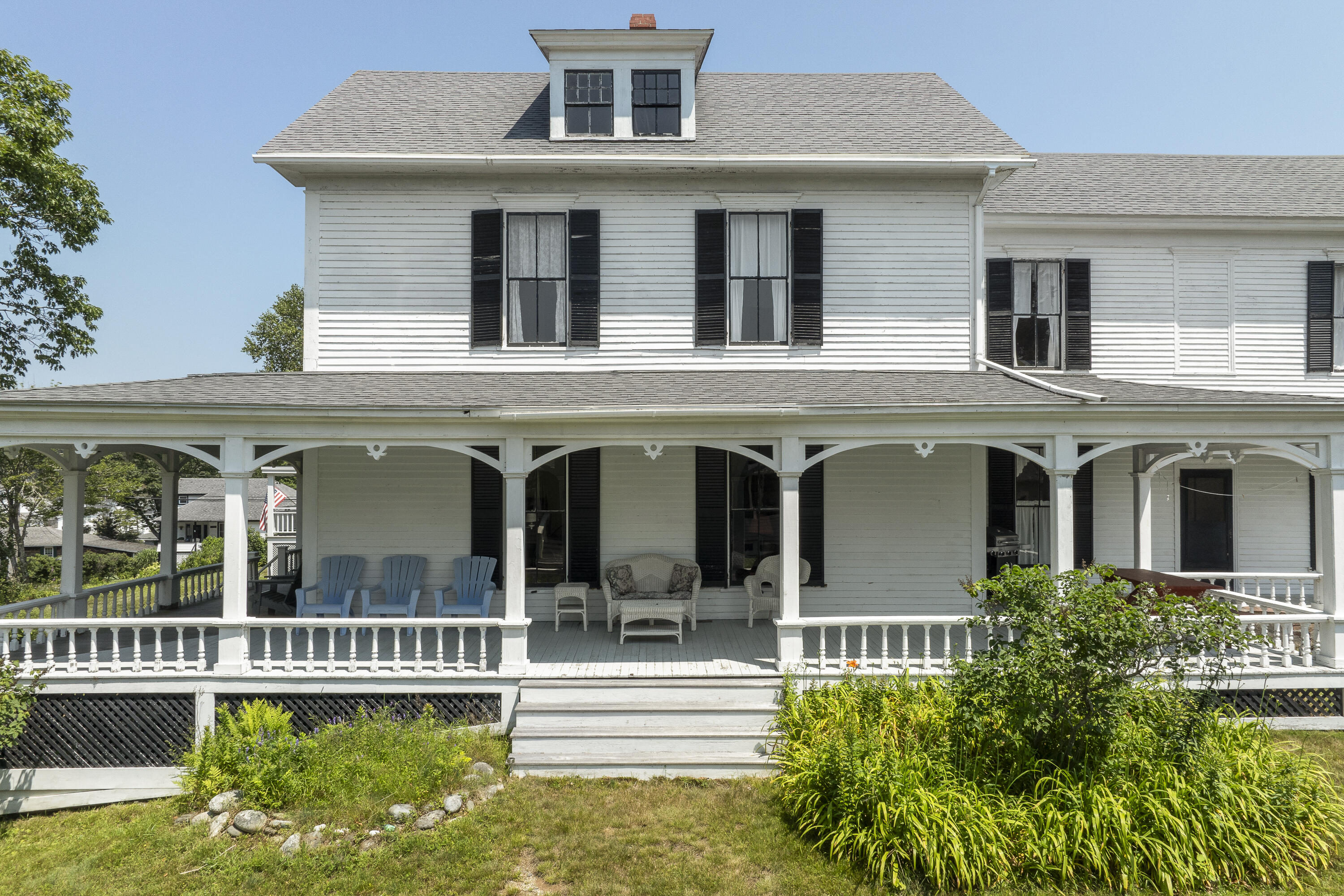 9 Grove Boothbay, ME 04544 - Photo 5 of 50 07-9 Grove St, East Boothbay, ME-TP