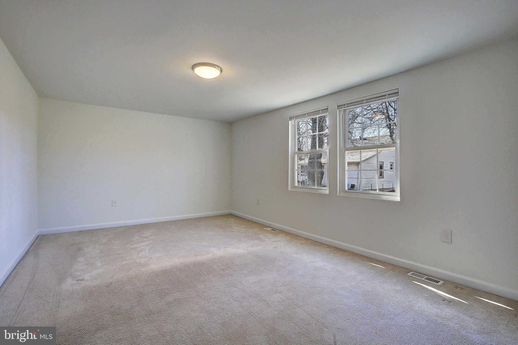 1511 Lincoln Road Shady Side, MD 20764 - Photo 14 of 42 Large Master Bedroom