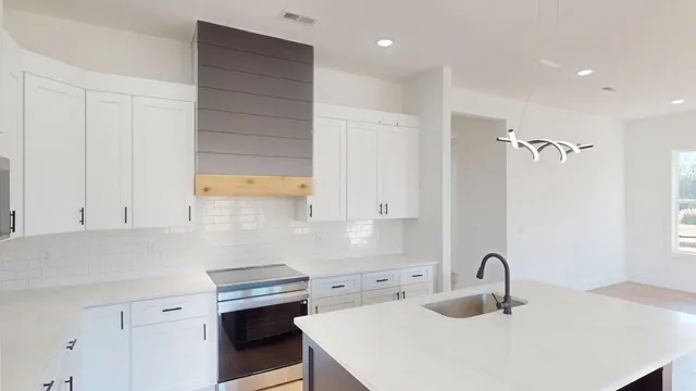 $339,900 | 265 State Rd S-42-742, Wellford, SC 29385