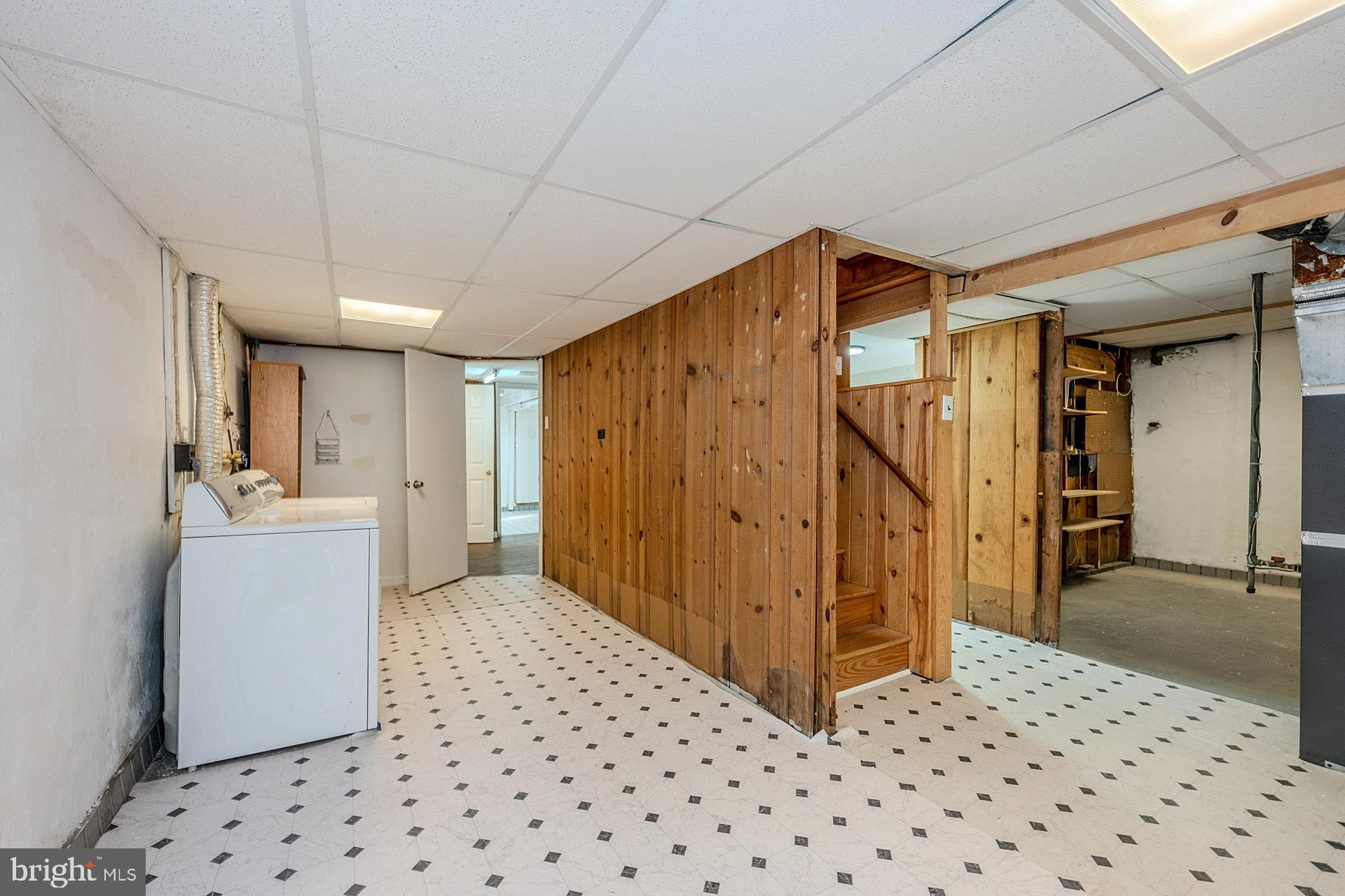 1108 Chickasaw Drive Silver Spring, MD 20903 - Photo 20 of 30 a very nice looking room with a large window