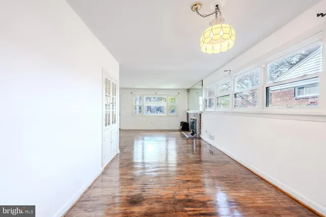 a view of a living room