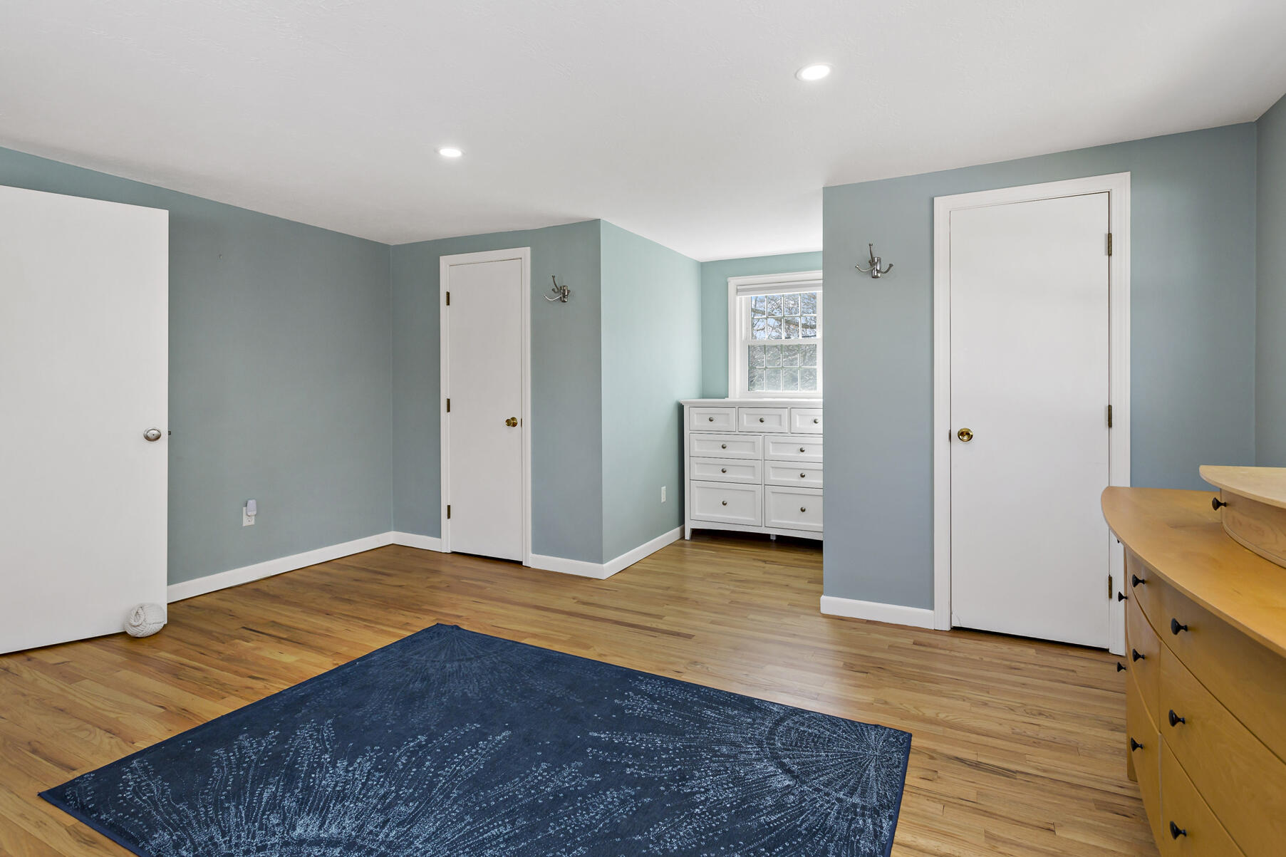 50 Deerfield Road Osterville, MA 02655 - Photo 20 of 32 Primary Bedroom