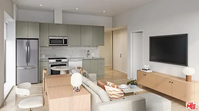 $1,985 | 3807 Wilshire Boulevard, Unit 501, Los Angeles, CA 90010