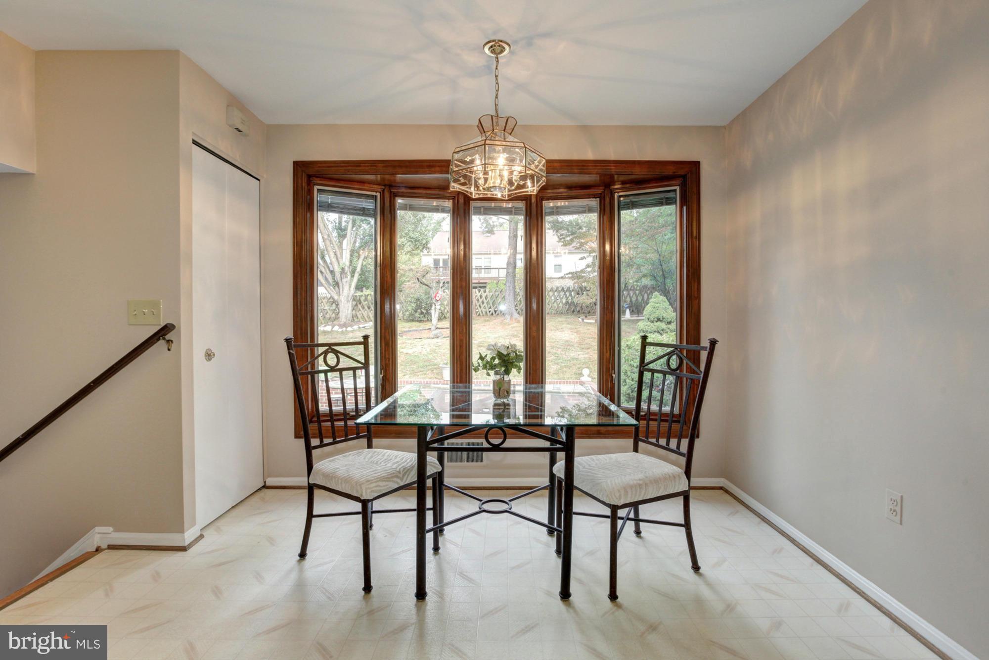 15204 Middlegate Road Silver Spring, MD 20905 - Photo 12 of 30 Breakfast Room