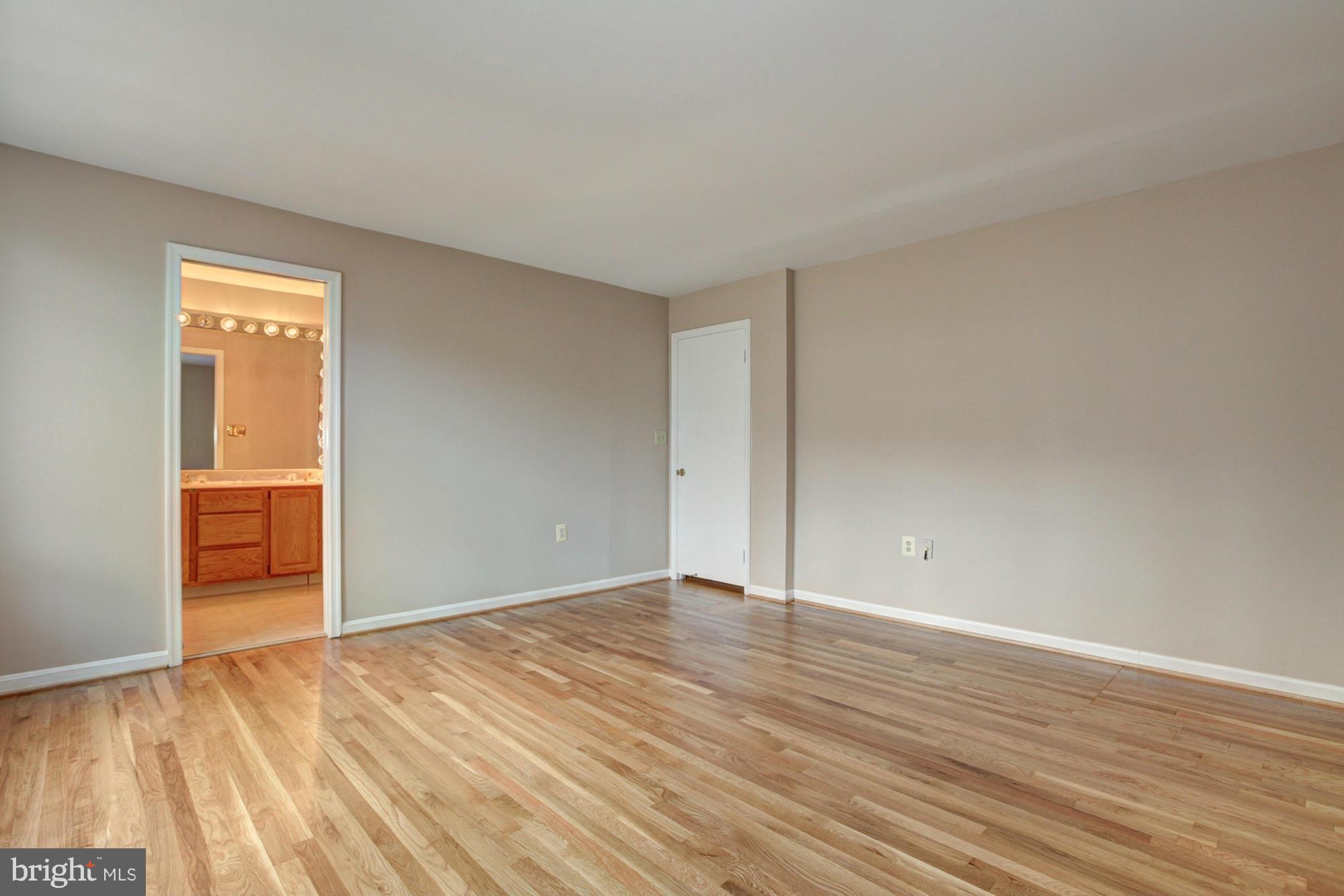 15204 Middlegate Road Silver Spring, MD 20905 - Photo 22 of 30 Bedroom (Master)