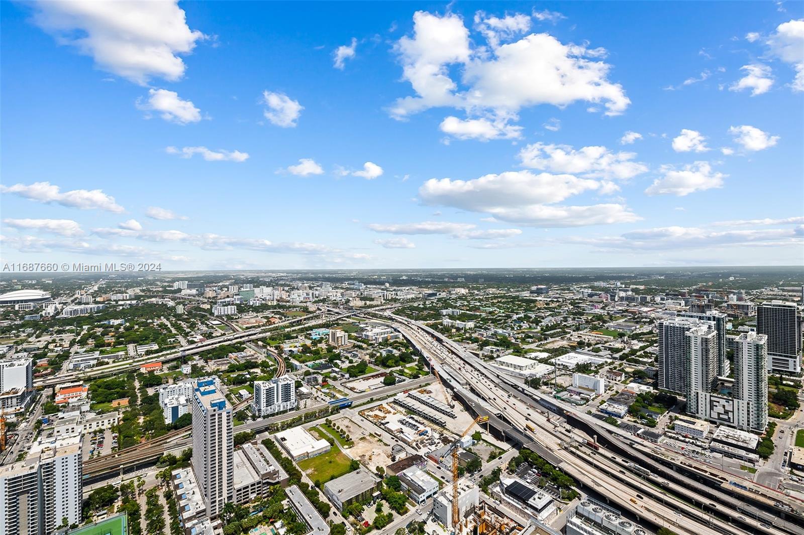 851 Northeast 1st Avenue, Unit PH5700 Miami, FL 33132 - Photo 49 of 91 an aerial view of a city