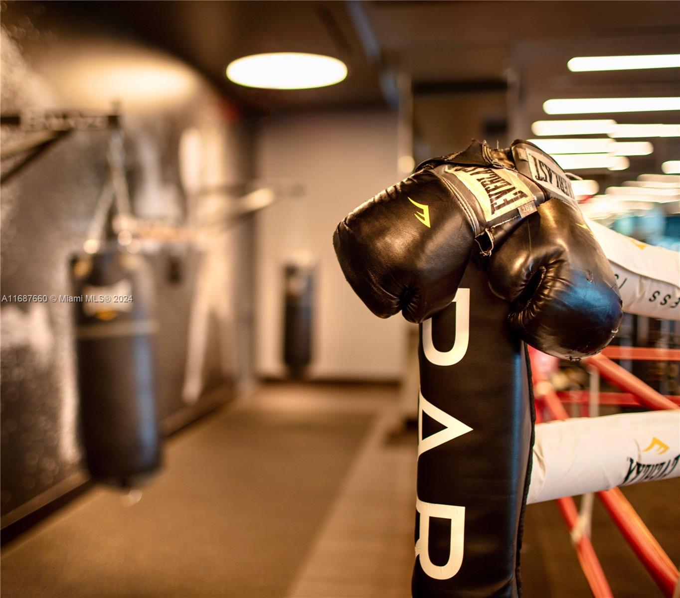 851 Northeast 1st Avenue, Unit PH5700 Miami, FL 33132 - Photo 70 of 91