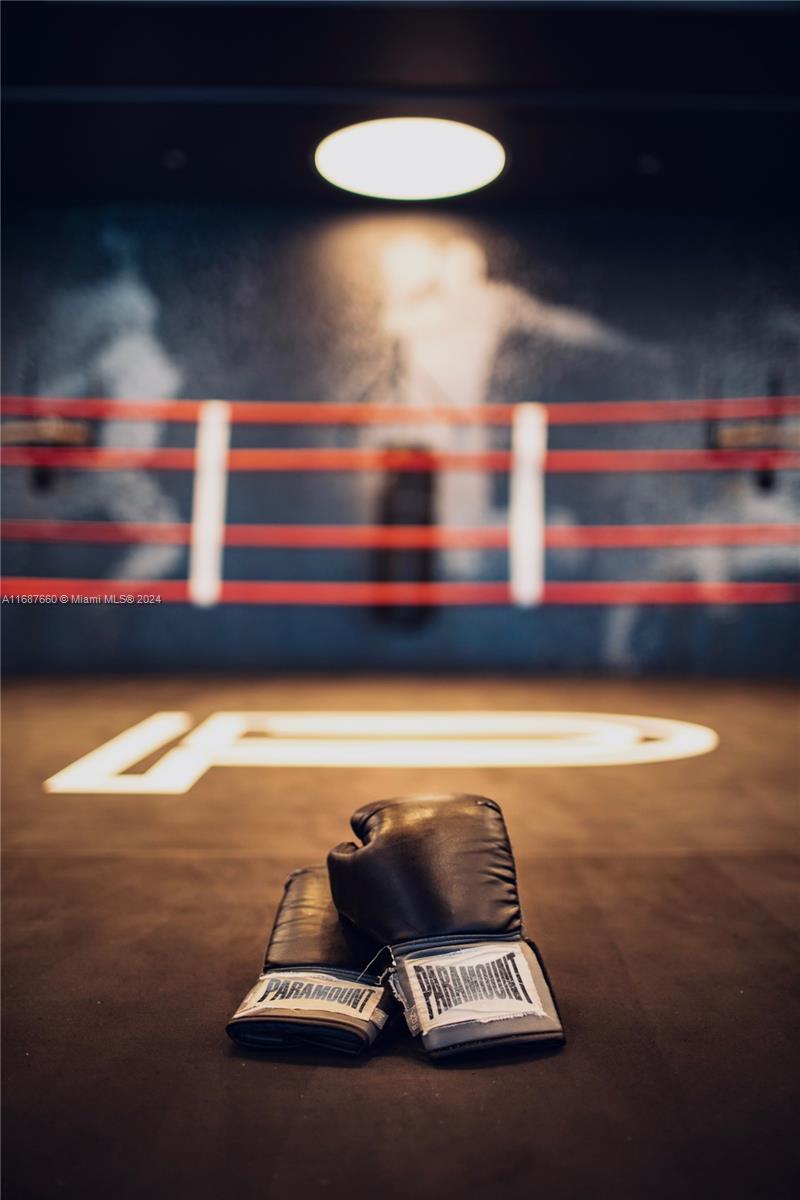 851 Northeast 1st Avenue, Unit PH5700 Miami, FL 33132 - Photo 72 of 91