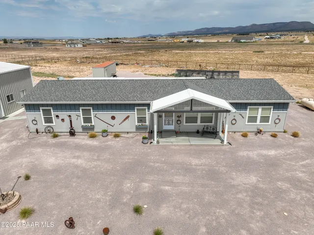 $578,000 | 26340 North Vineyard Lane, Paulden, AZ 86334