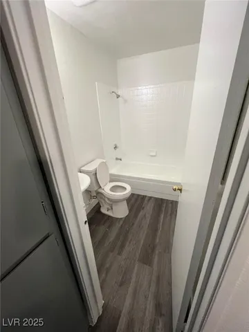 $925 | 3125 North Pecos Road, Unit 204, North Las Vegas, NV 89030