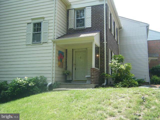 2277 Double Eagle Court Reston, VA 20191 - Photo 5 of 26 Exterior (General)