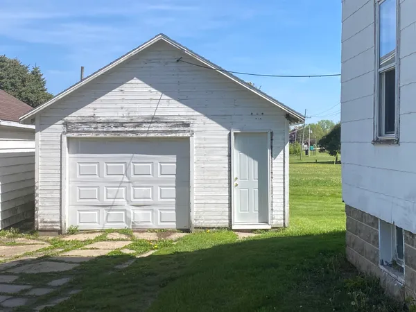 $99,000 | 108 North Street, Pearl City, IL 61062