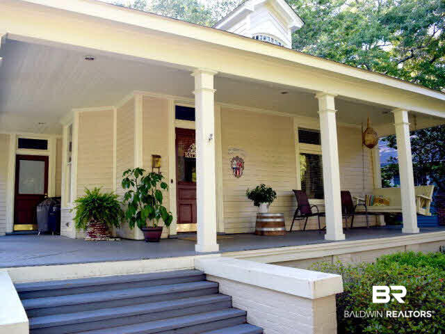 24 Hannon Avenue Mobile, AL 36604 - Photo 2 of 21