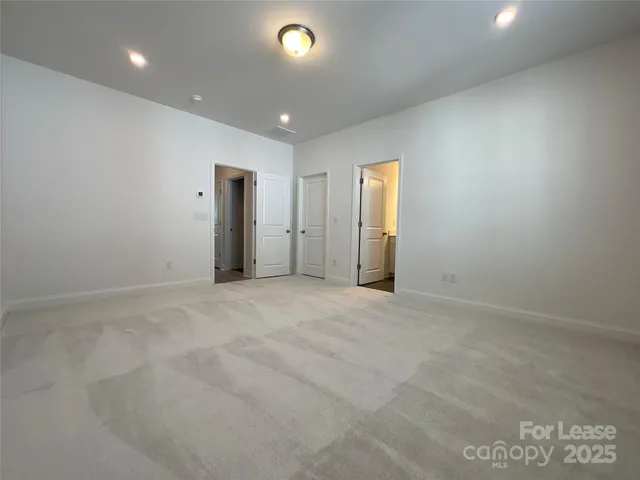 $2,500 | 15340 Ballancroft Parkway, Charlotte, NC 28277