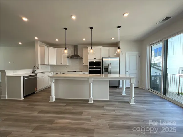 $2,500 | 15340 Ballancroft Parkway, Charlotte, NC 28277