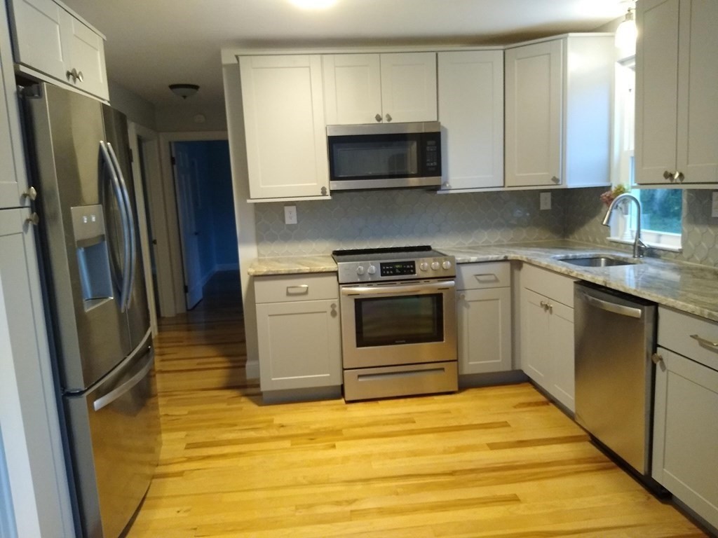 12 Conger Road Worcester, MA 01602 - Photo 8 of 42 Gallery Image 8