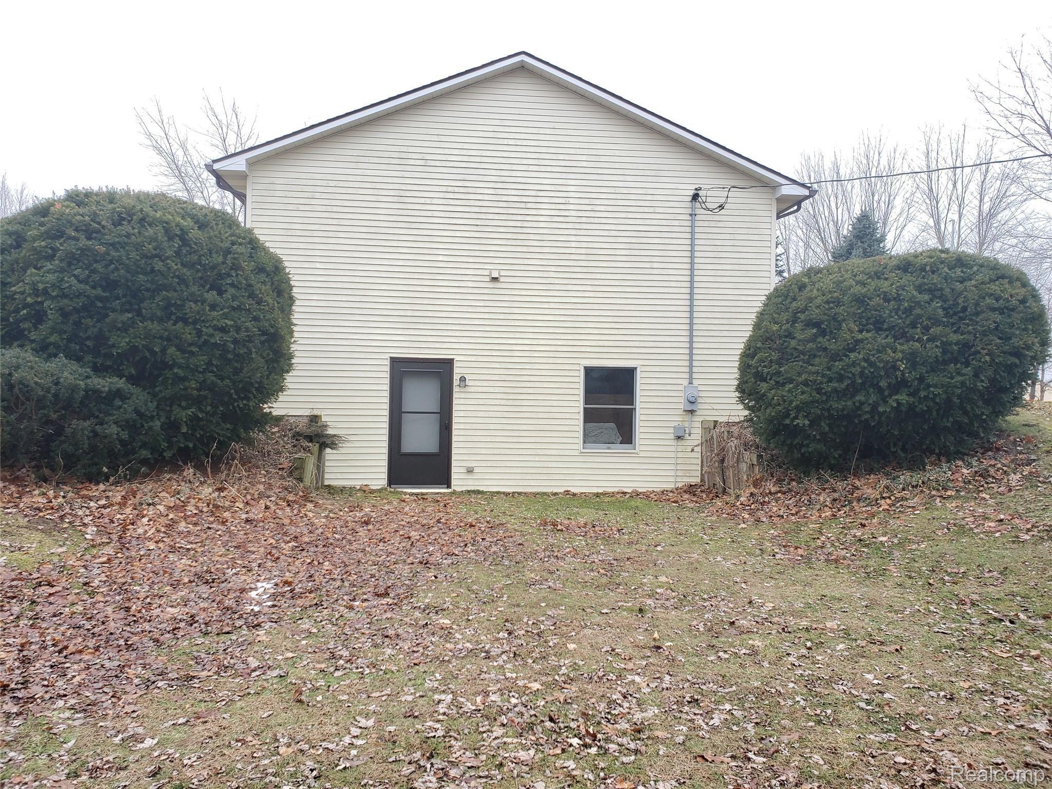 4552 Catlin Road Columbiaville, MI 48421 - Photo 4 of 41 North Side