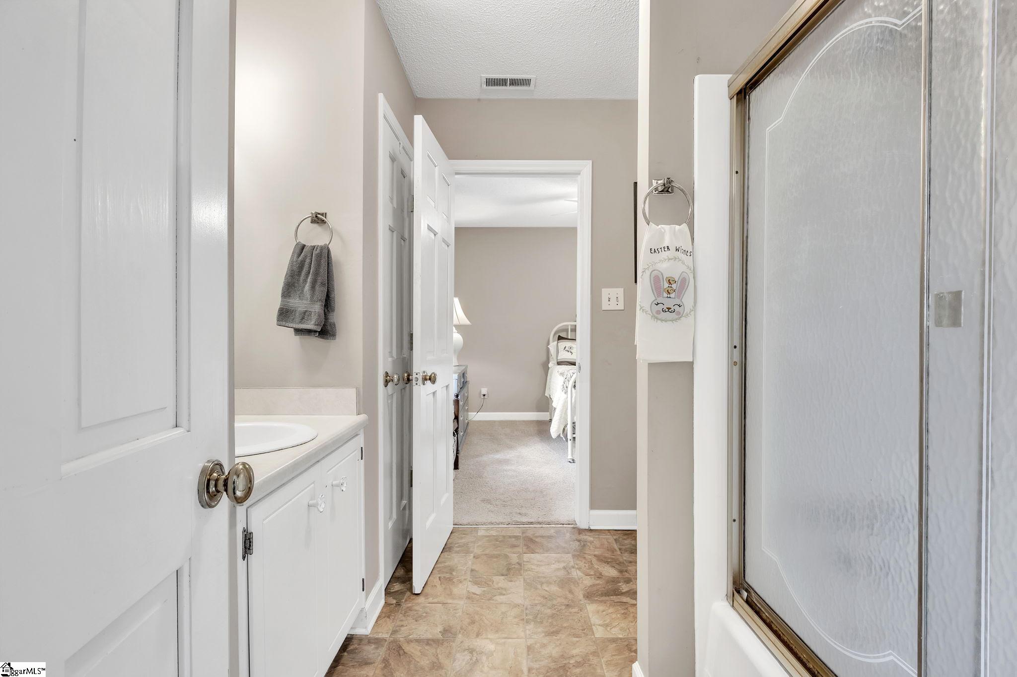 143 Chestnut Lake Drive Inman, SC 29349 - Photo 18 of 27