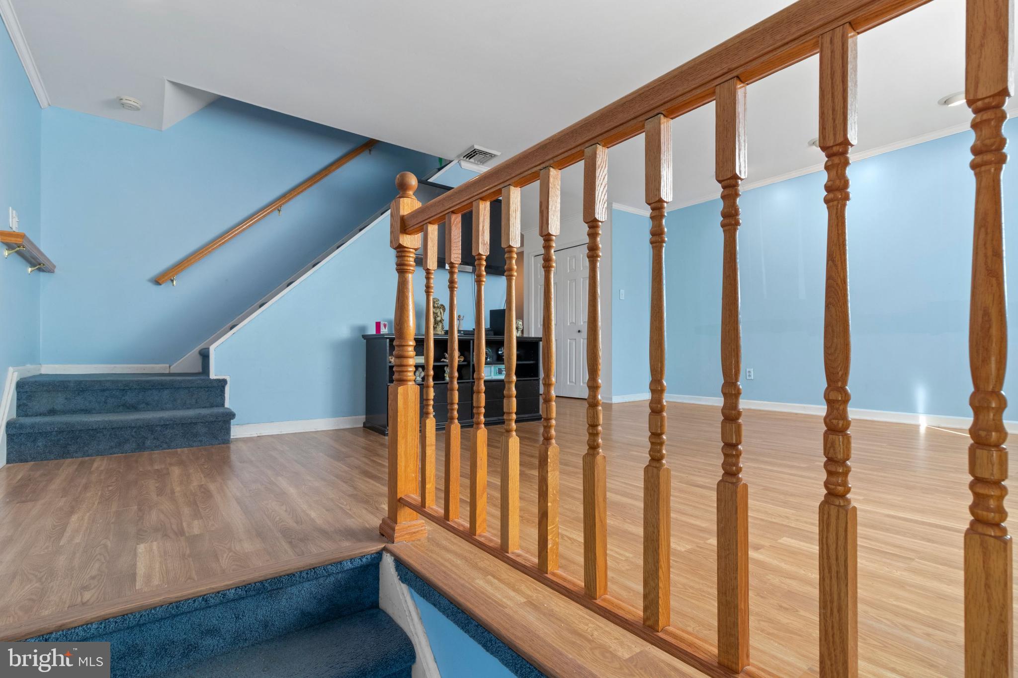 10920 Heflin Road Philadelphia, PA 19154 - Photo 4 of 27 Gallery Image 4