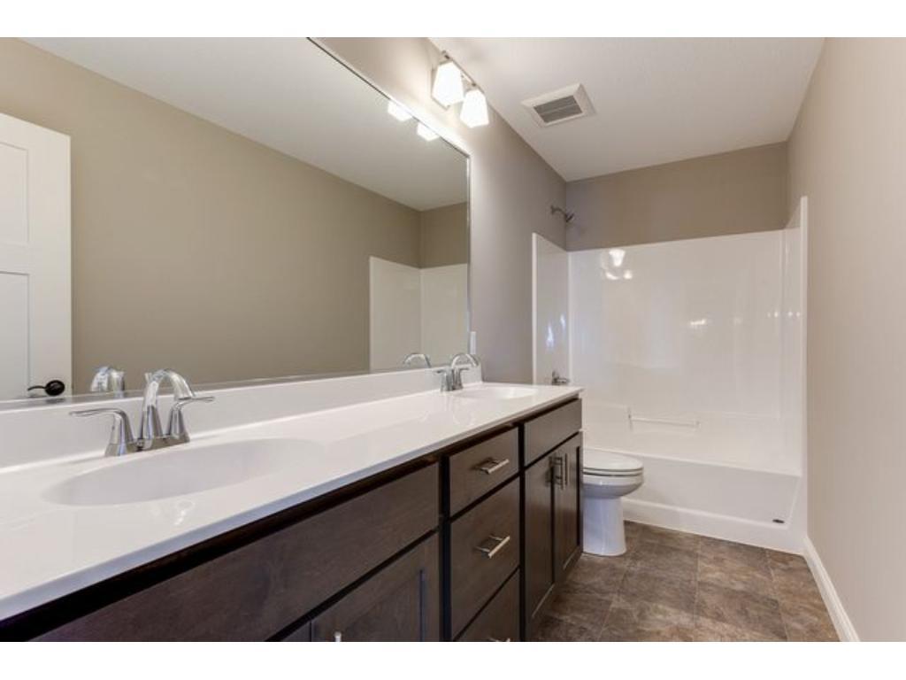 525 Castle Ridge Road Watertown, MN 55388 - Photo 18 of 20 Gallery Image 18